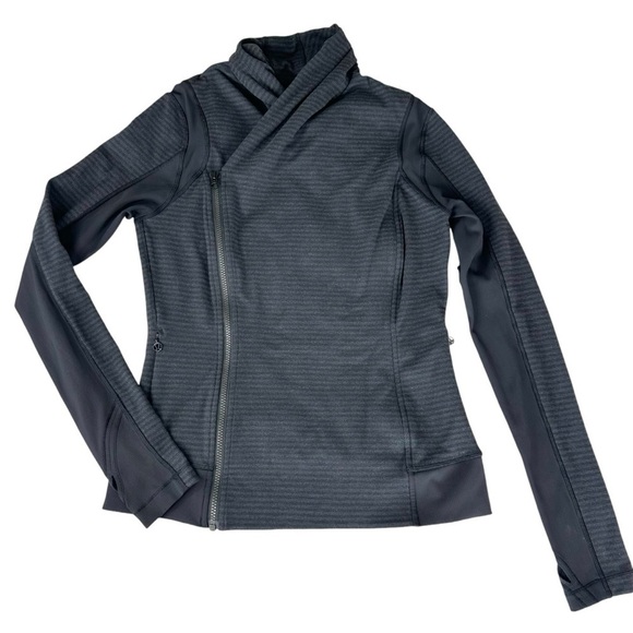 Lululemon stripe gray black pique Bhakti zip jacket asymmetric Luon 10 - Picture 16 of 17